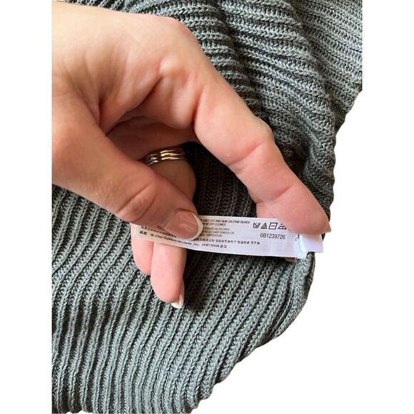 Free People Beach Knit Collared Cropped Long Sleeve size Top Sweater XS Green - Picture 5 of 7